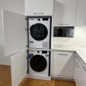 Möbeln aus Fertigteilen (6 von 117)